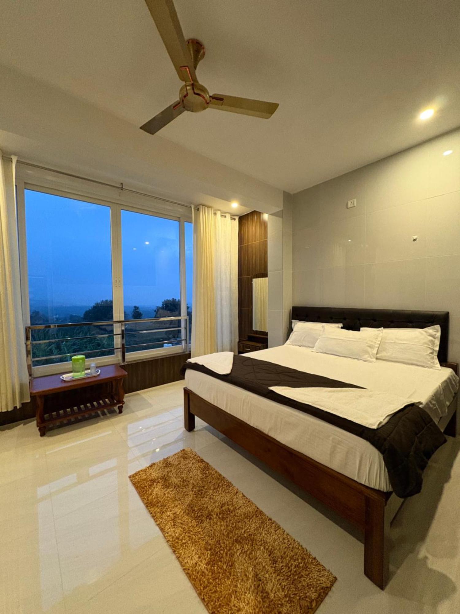 Chill Breeze Paradise Lodge Yelagiri