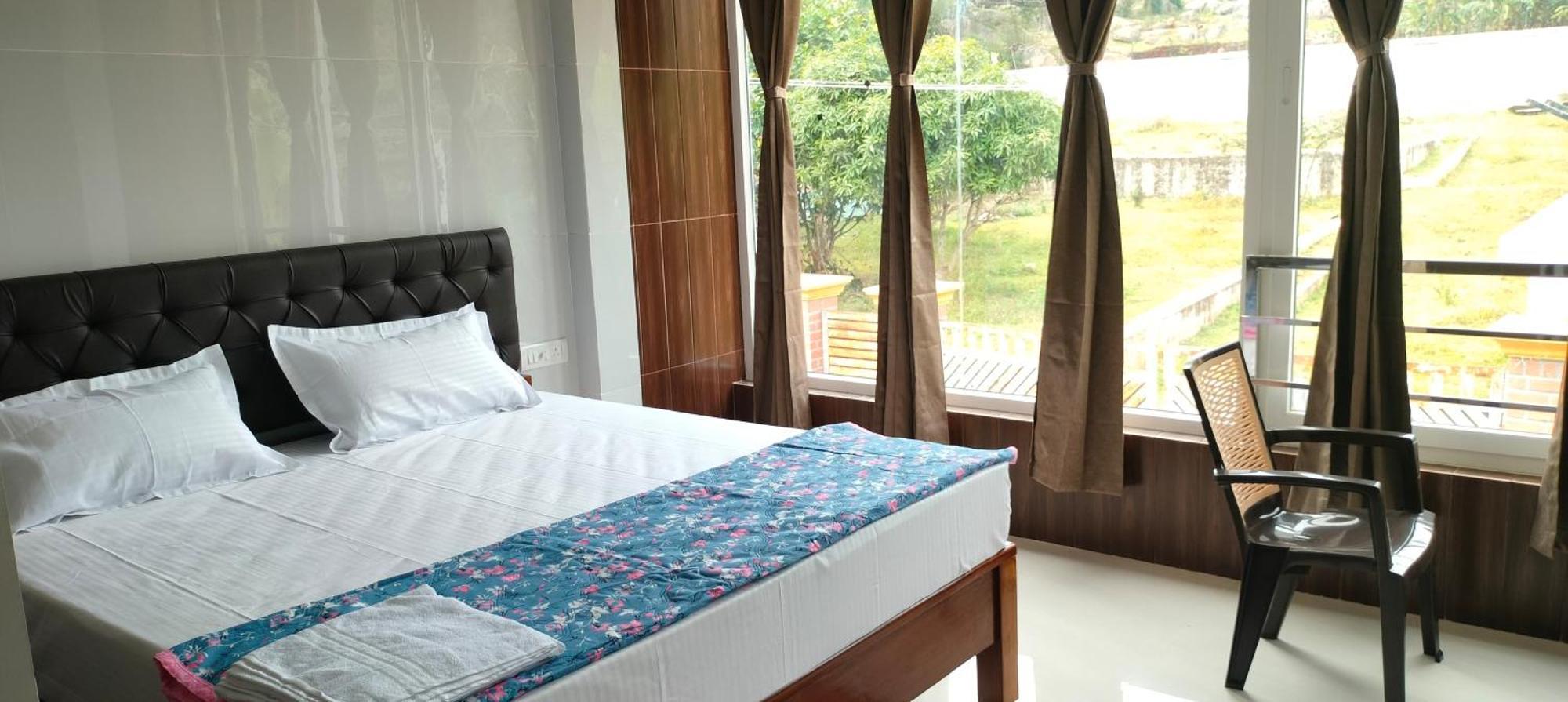 Chill Breeze Paradise Lodge *